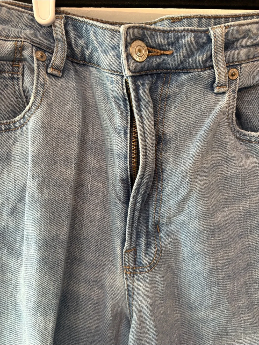 American Eagle Outfitters Light Blue Distressed Mom Jeans Size 12 - Picture 7 of 12